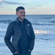  ,  Emre, 30