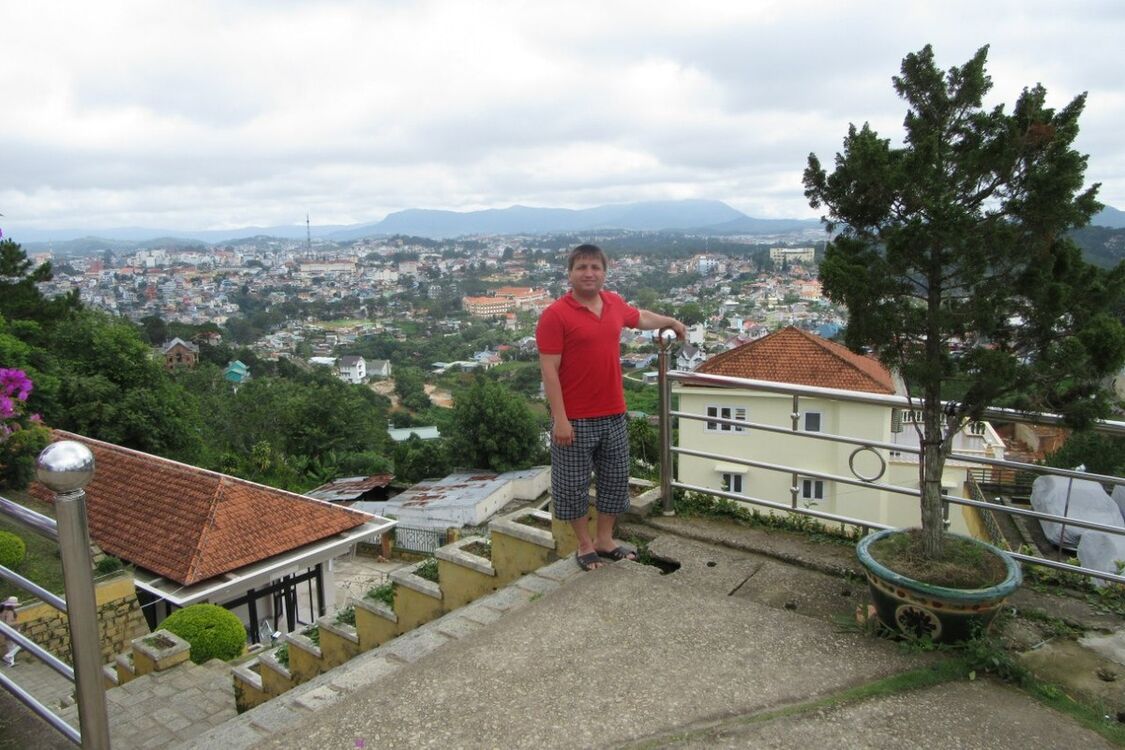  ,   Anton, 46 ,   