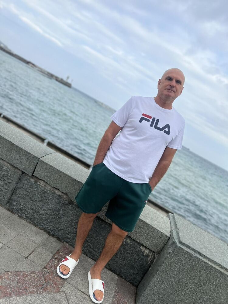  ,   Valeriy, 55 ,   ,   