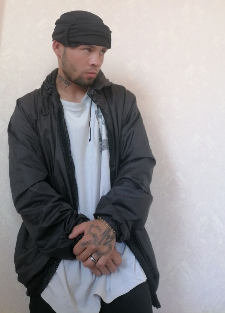  47458054  , 25 ,    