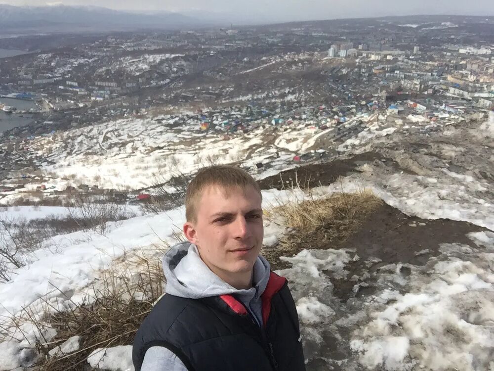  26815914  Alexei, 33 ,    -