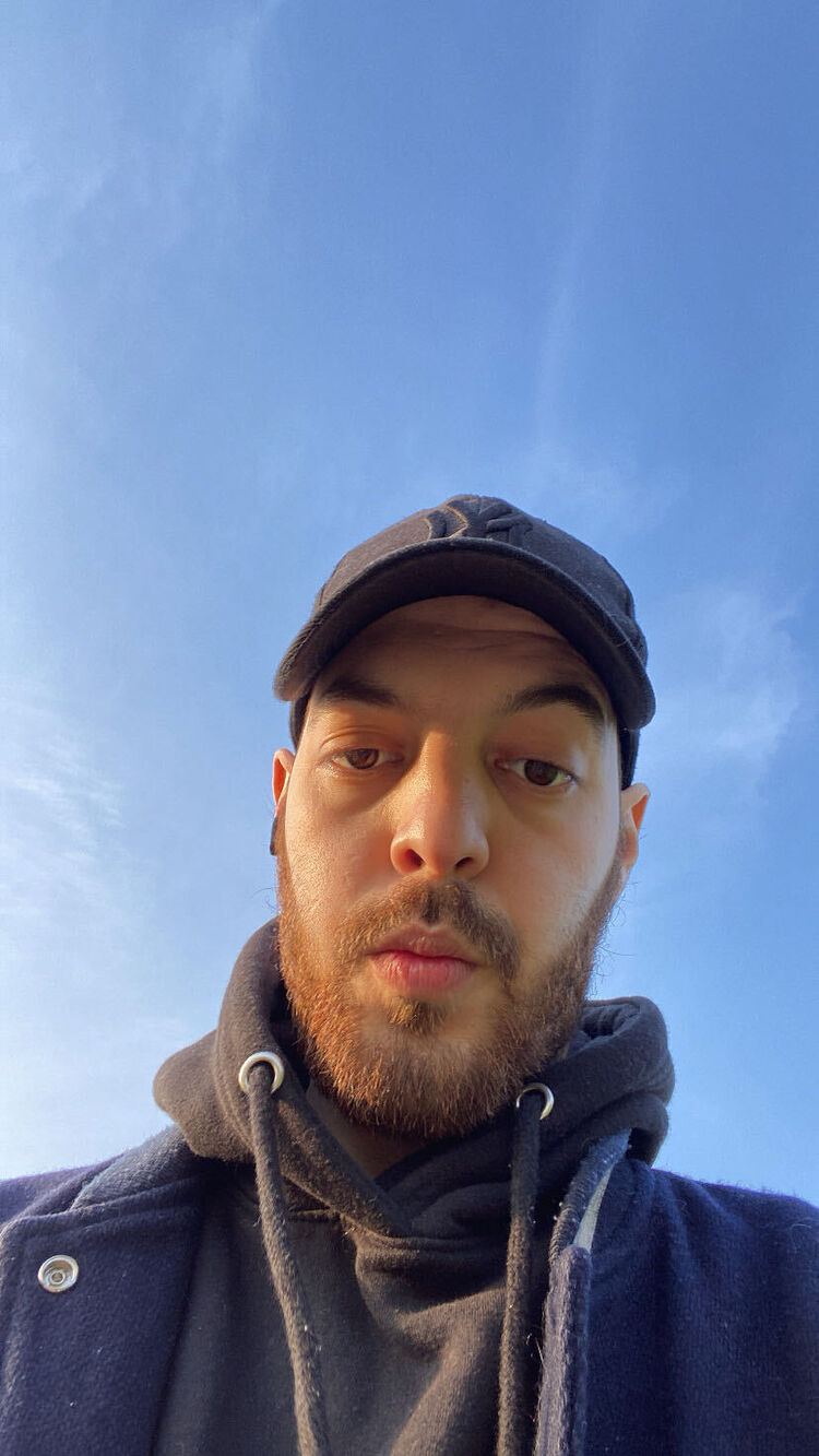  Algiers,   Malek, 30 ,   ,   , c 