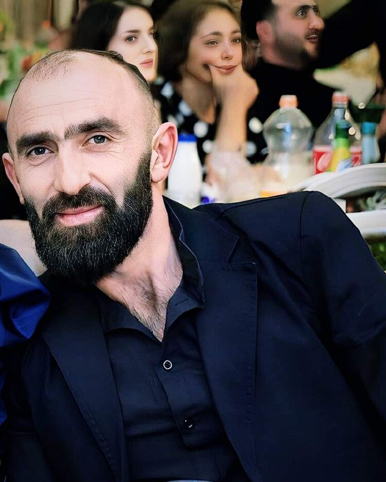 ���� 42146854 ������� RUSS JAN, 101 ���, ���� ���������� � ������