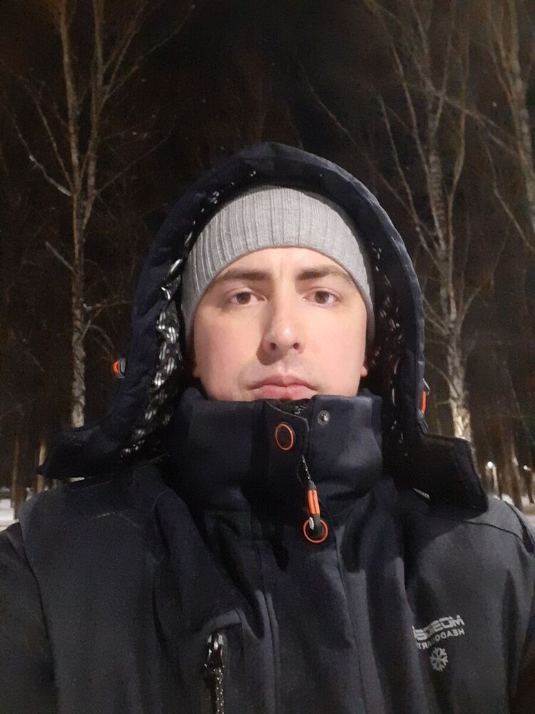  22018124  , 40 ,    