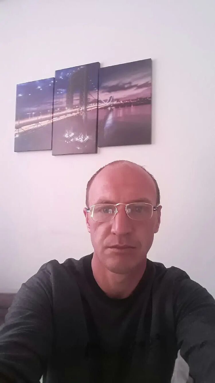  47164764  , 37 ,    