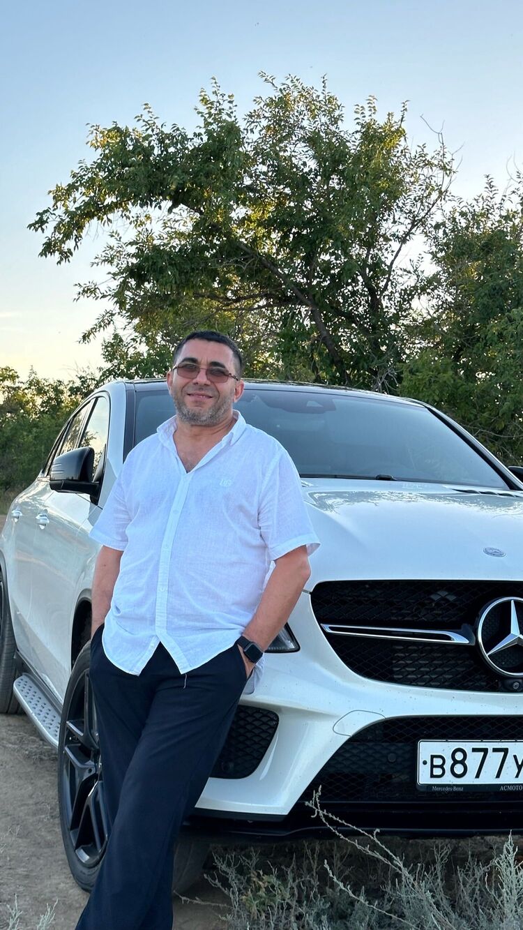  44995874  Yashar, 46 ,    