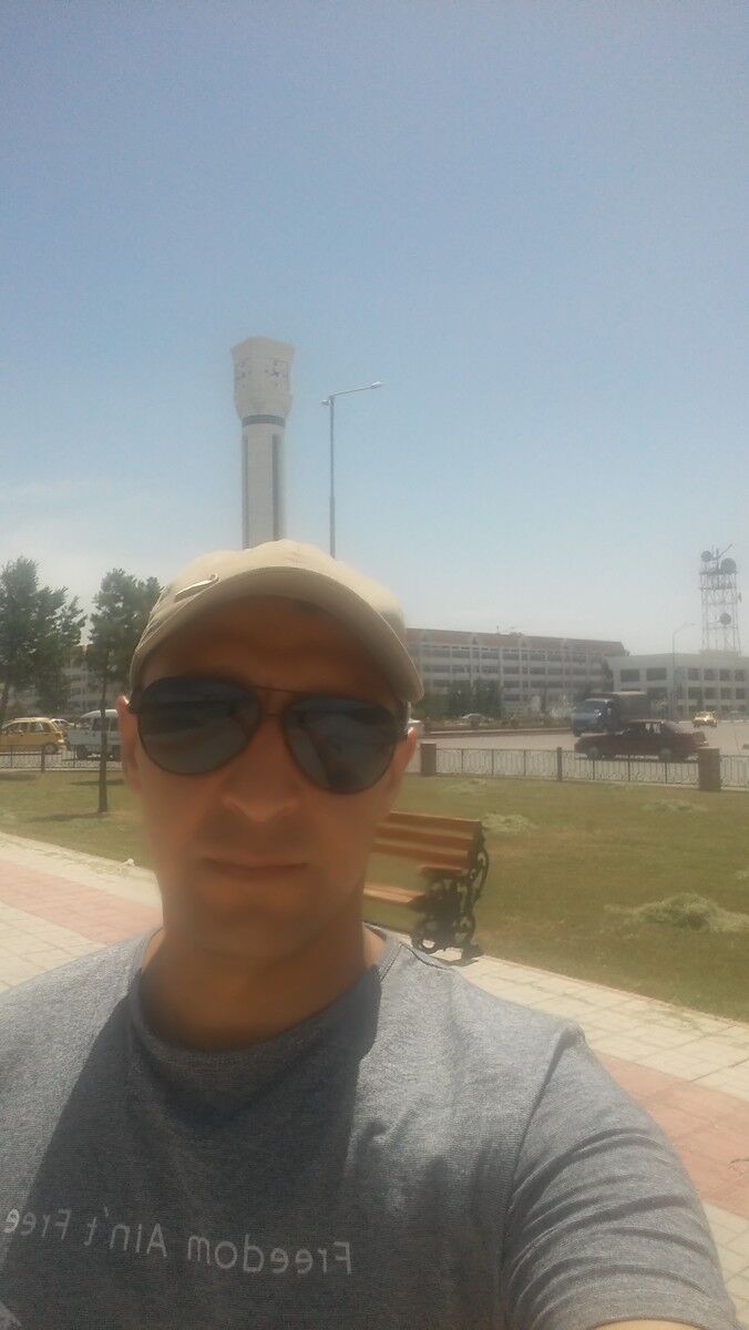  ,   Ikrom, 43 ,   ,   , c 