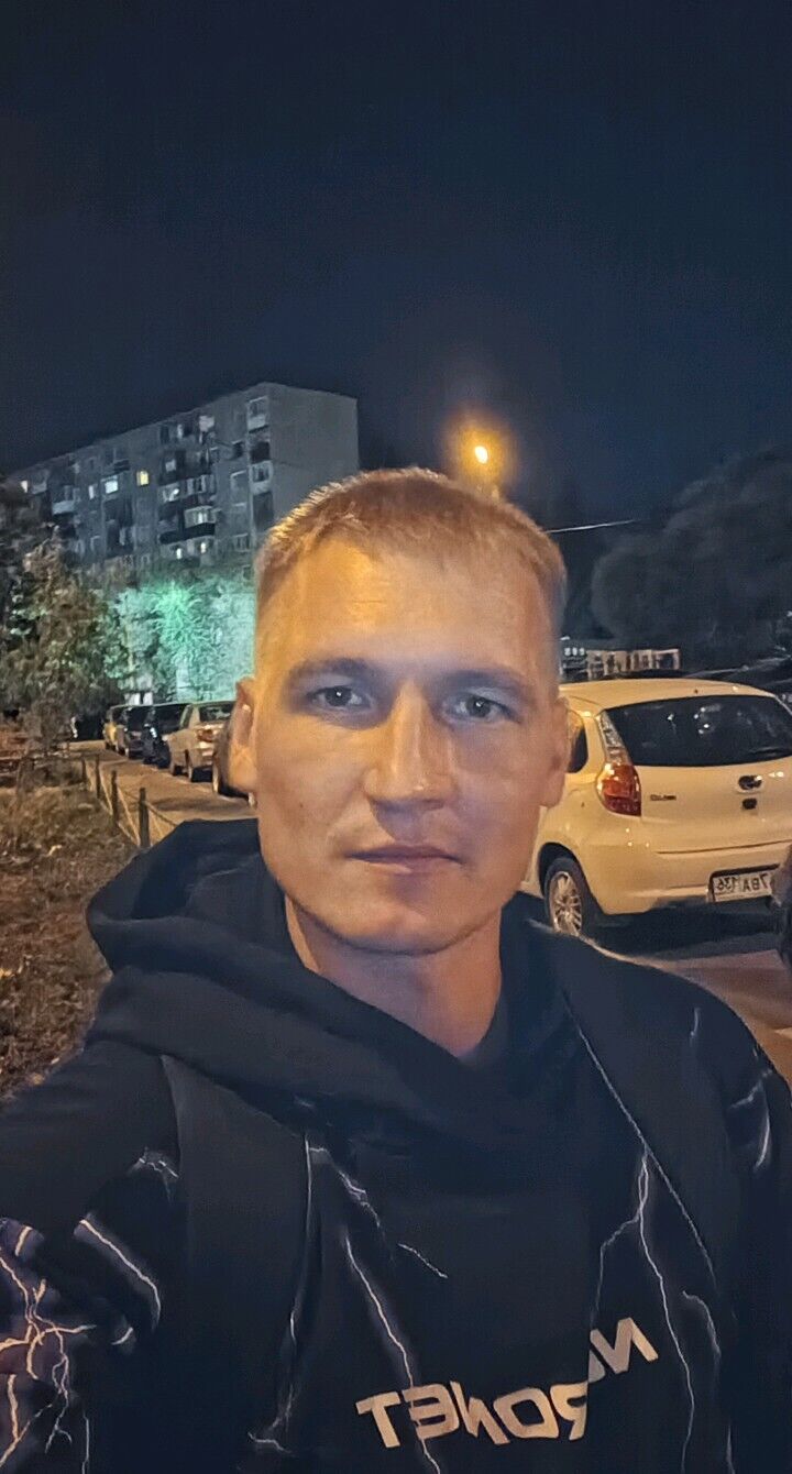  47676964  , 33 ,    