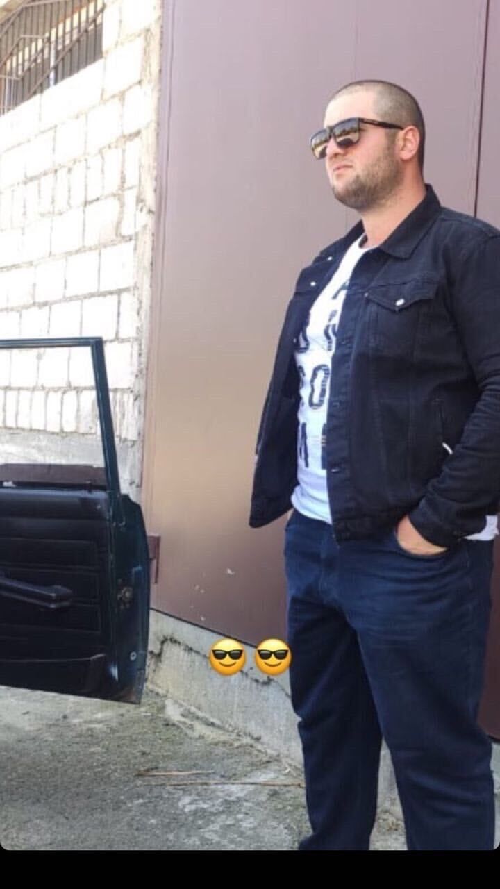  40088024  Azamat, 29 ,    