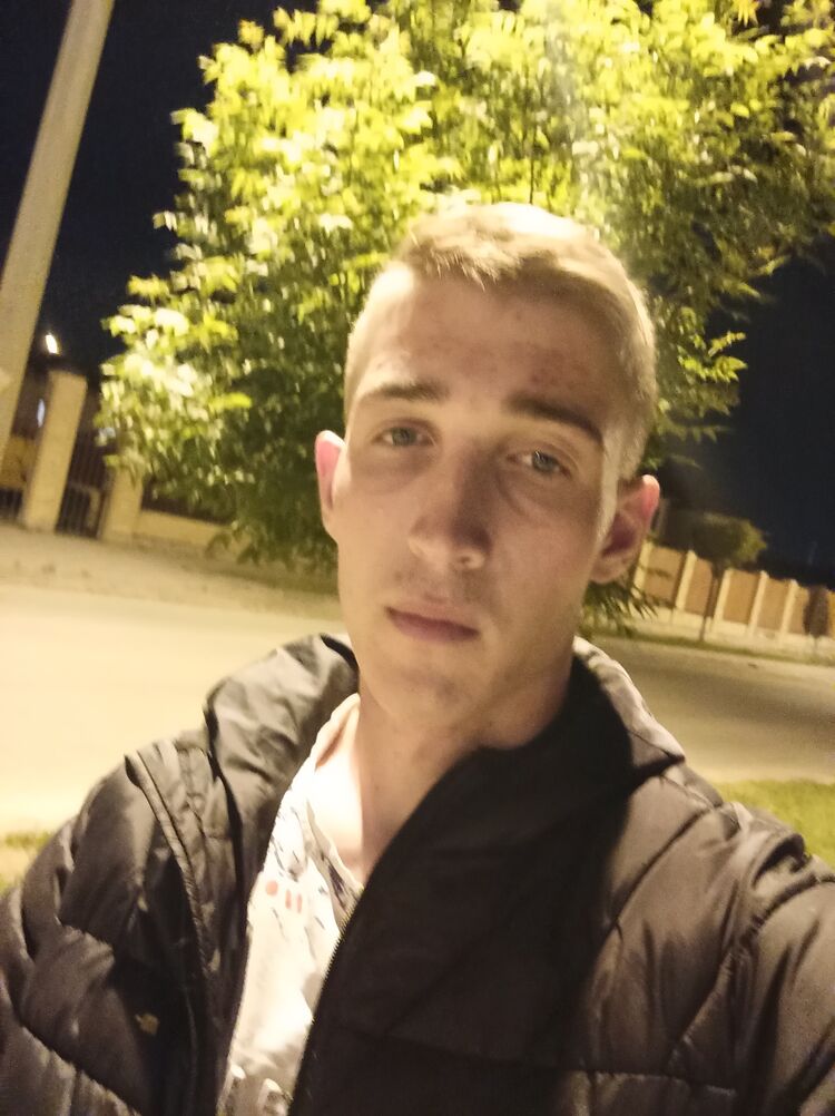  36588464  , 22 ,    