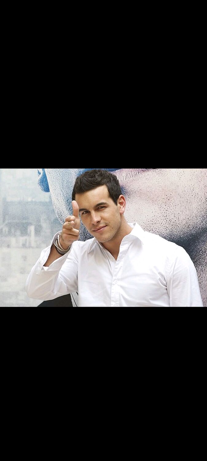  53377444  Raul, 35 ,    