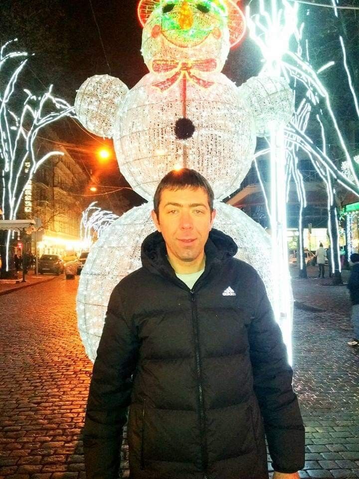  ,   Alexandr, 42 ,   