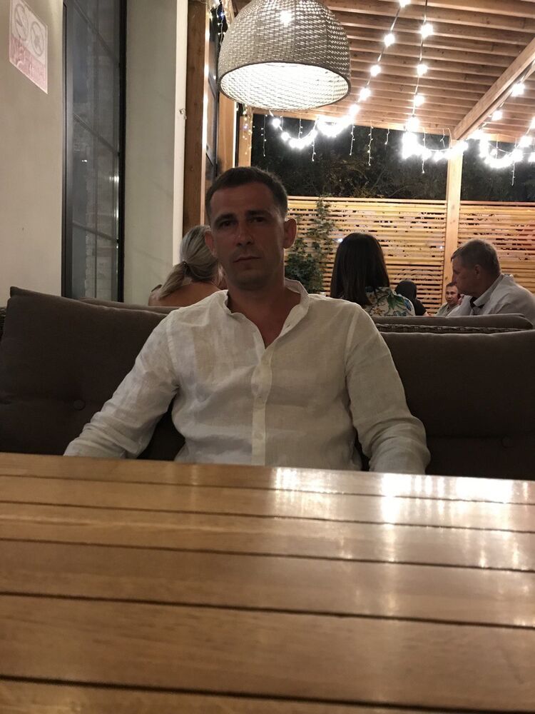  44202834  , 31 ,    