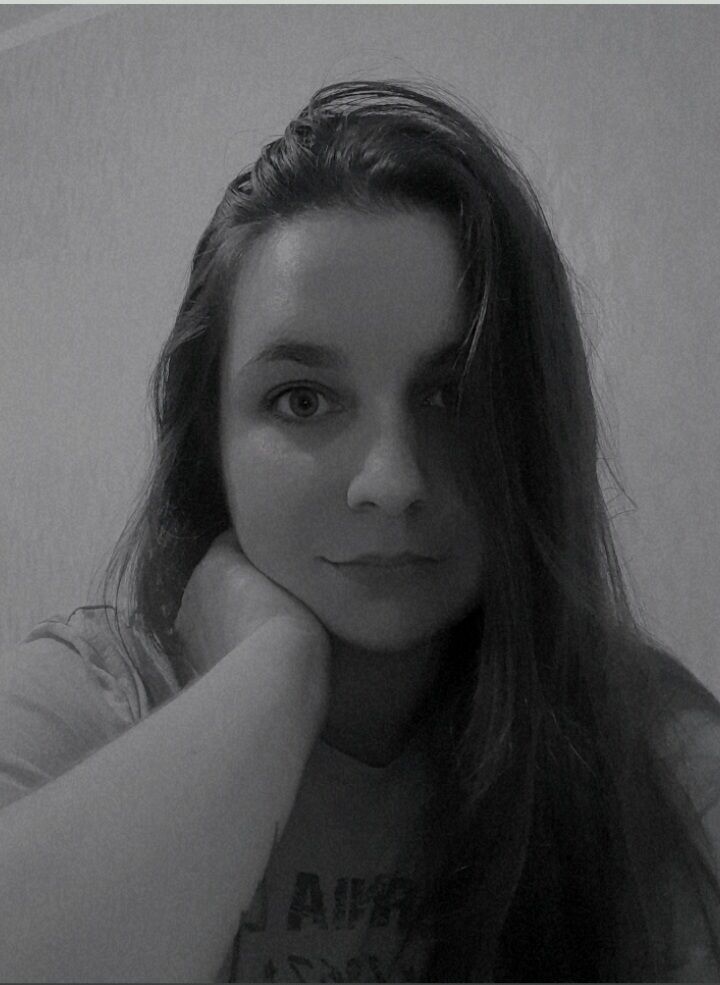  34580324  Viktoria, 26 ,    