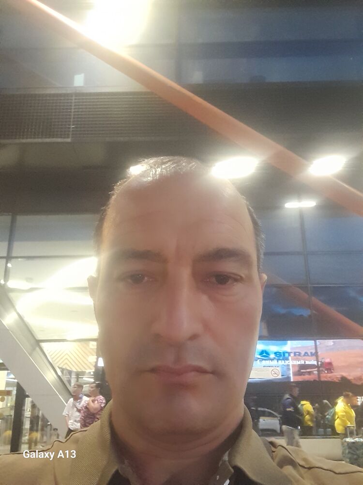  49806334  Bek, 45 ,    