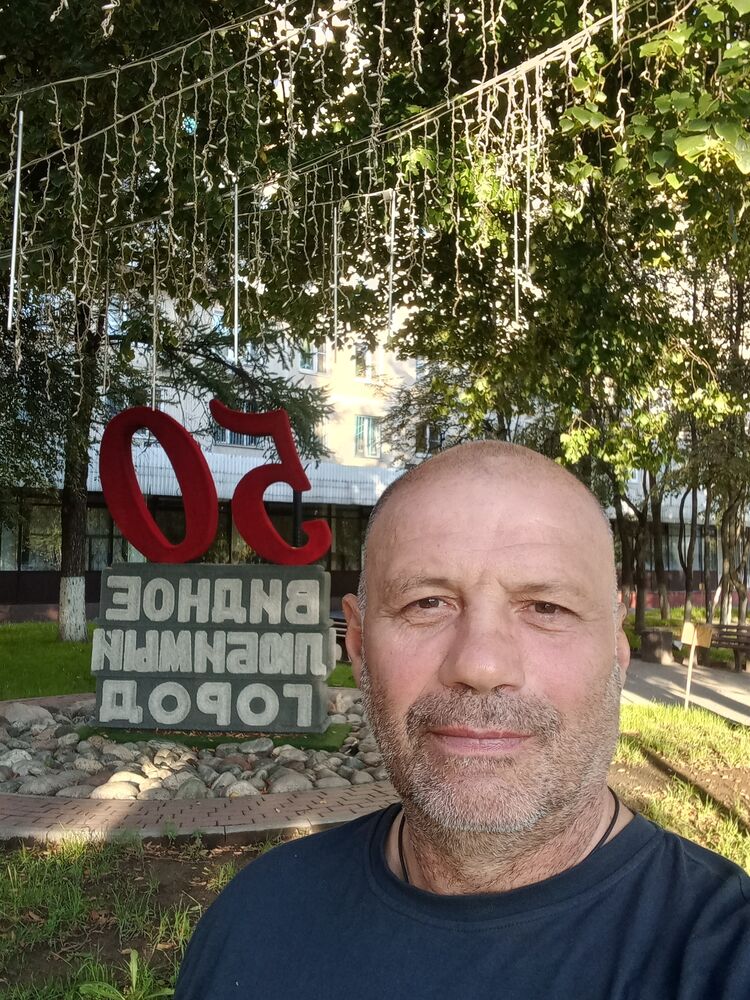  53931824  Maikl, 47 ,    