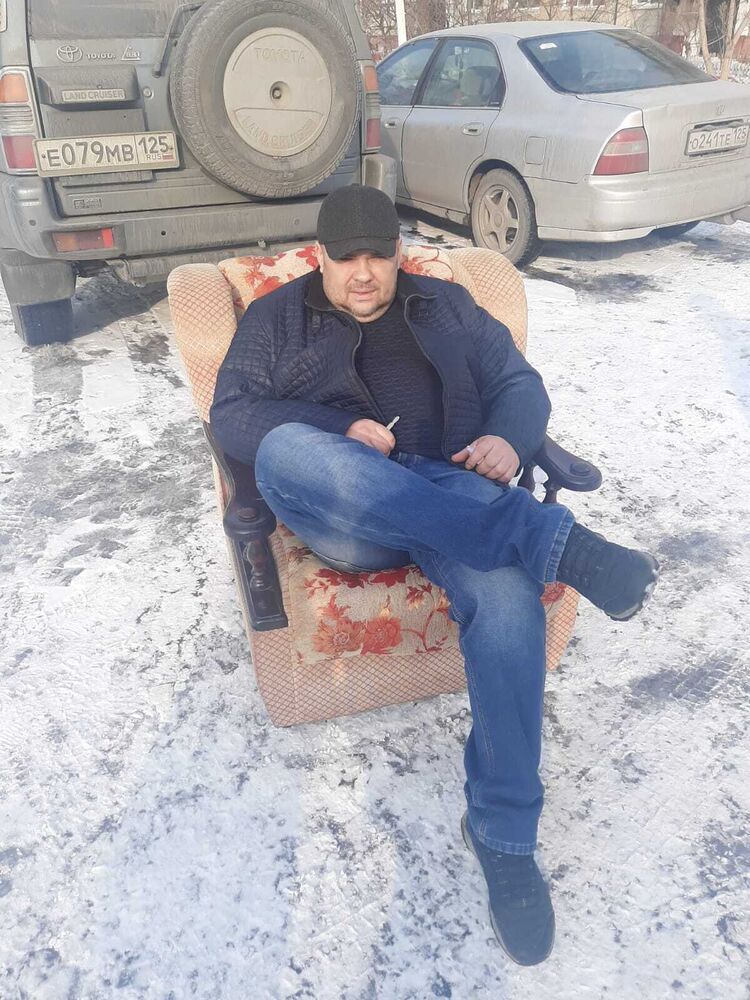  49703574  , 44 ,    