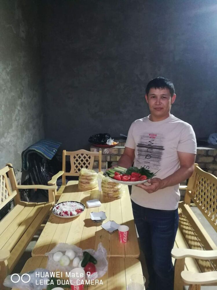  ,   Jorabek, 42 ,     