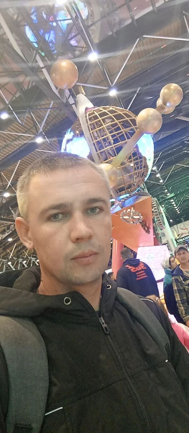  40510404  Andrey, 31 ,    