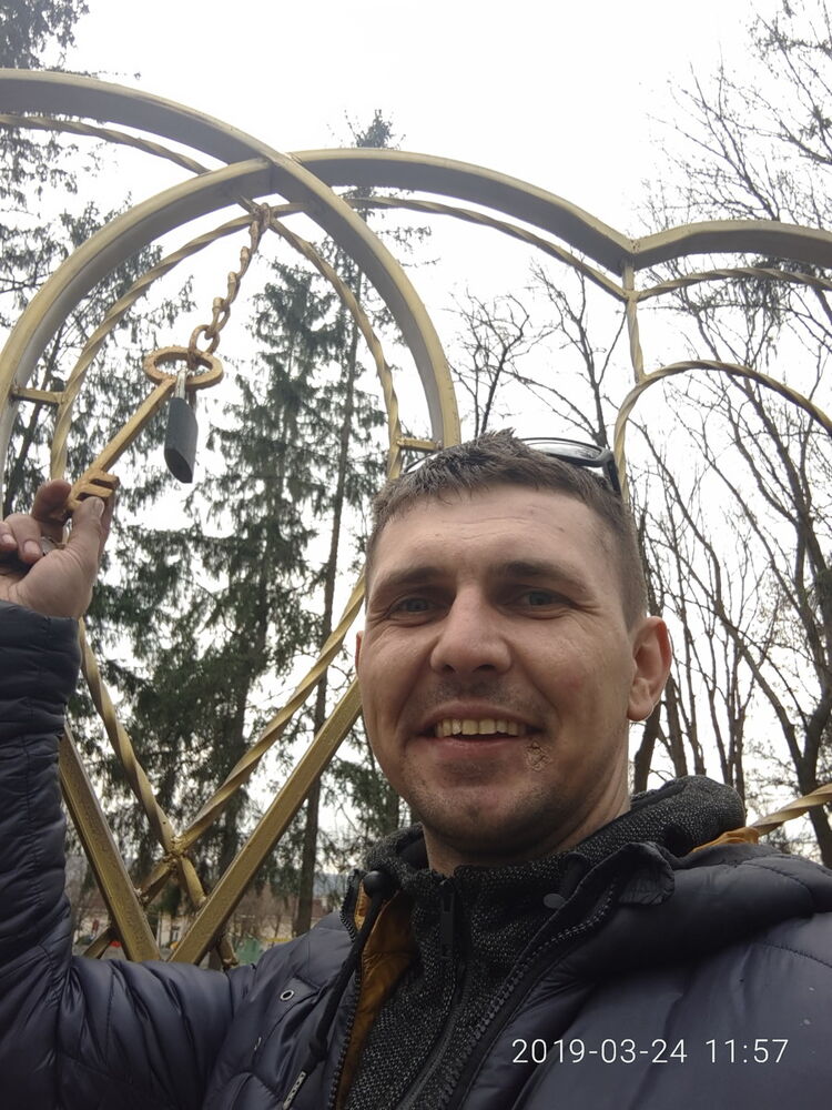  ,   Denis, 28 ,   ,   , c 