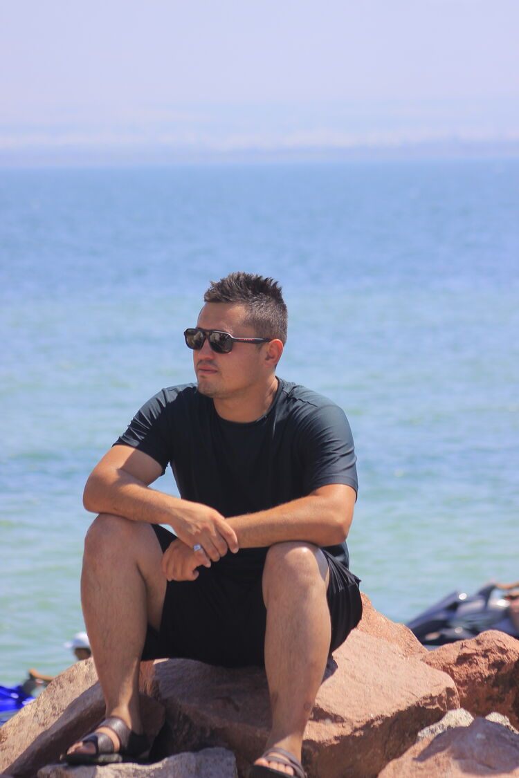  52745324  Muso, 28 ,    