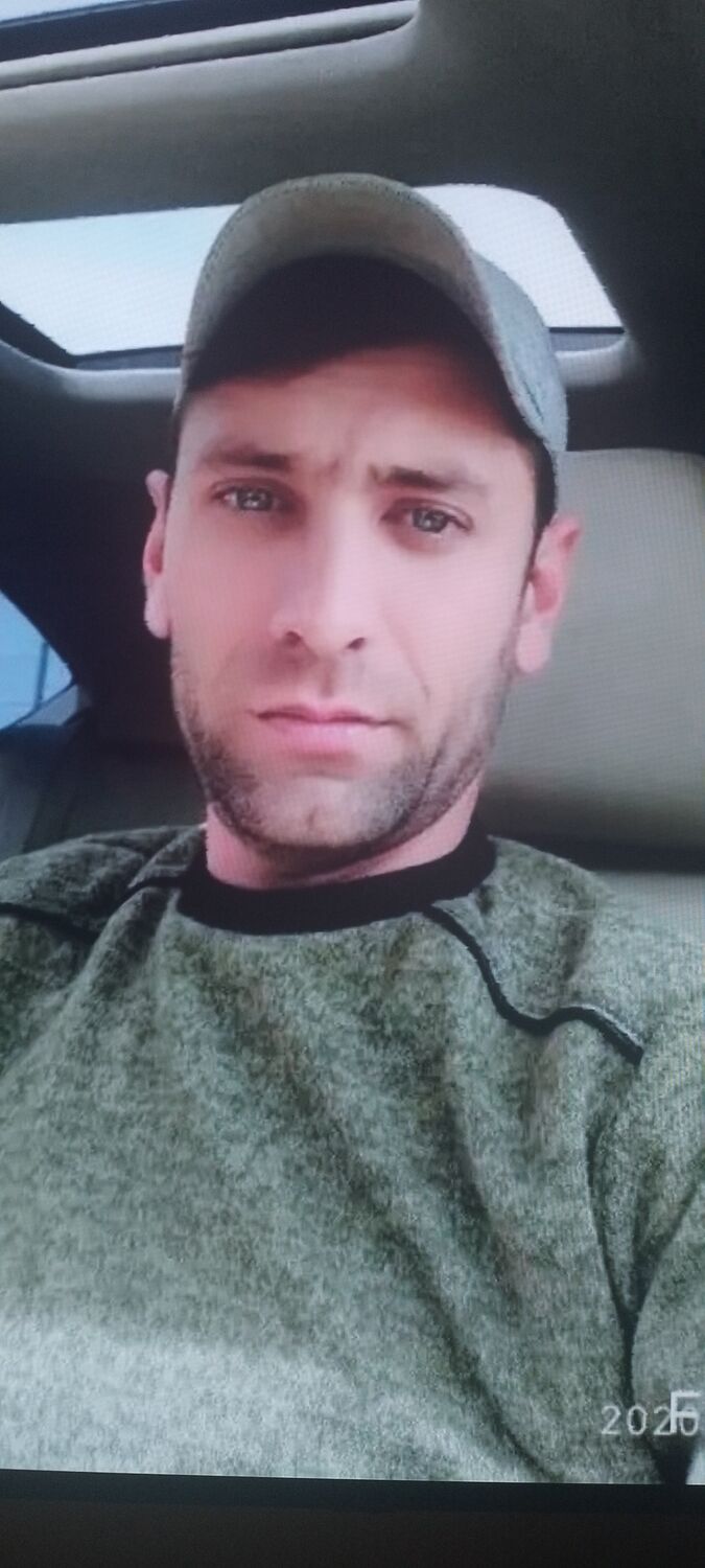  43459034  Ruslan, 40 ,    