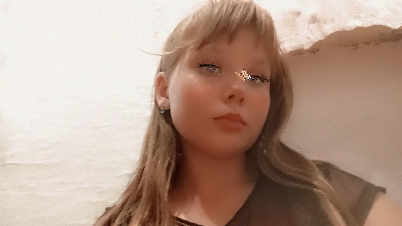  46673844  Tatiana, 20 ,    