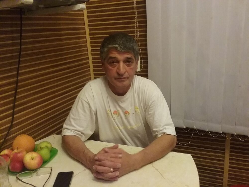  ,   Oleg, 65 ,   ,   , c 