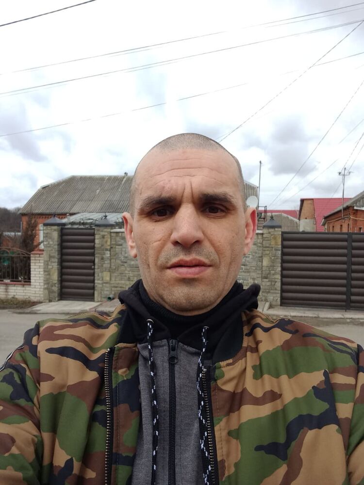  ,   Vova, 44 ,   ,   