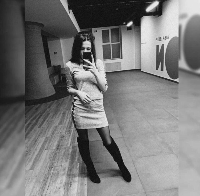  30744774  , 28 ,    