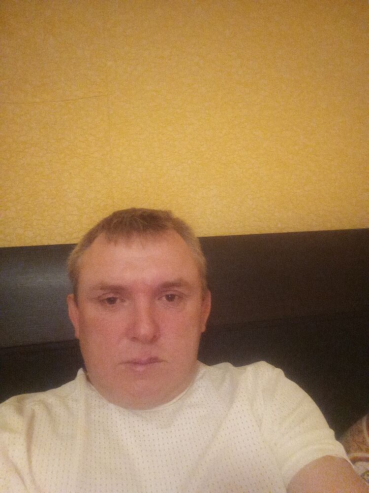  ,   Aleks, 42 ,   ,   