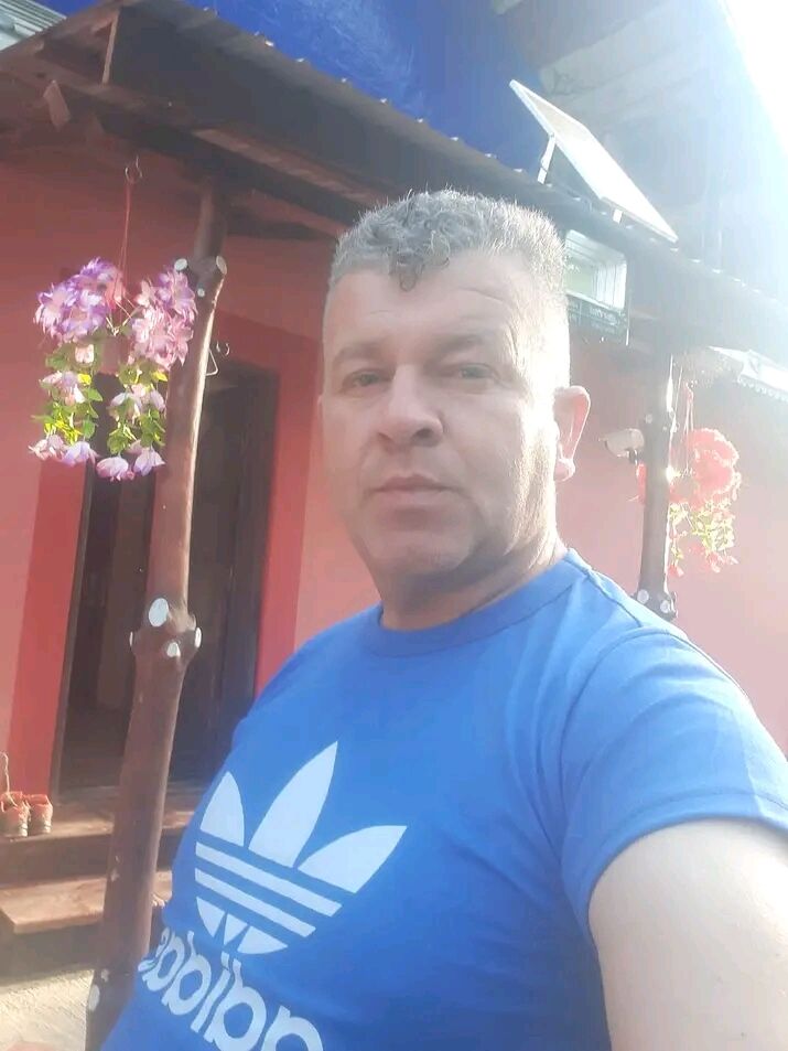  Suceveni,   Vasil Nicu, 55 ,   , c , 