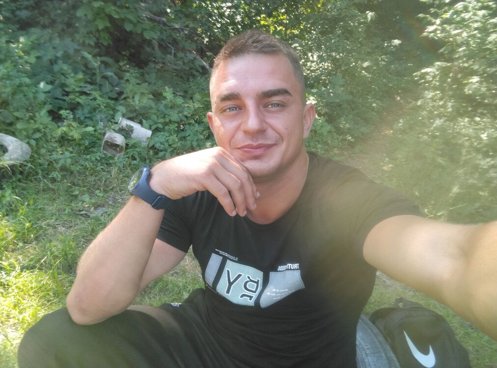  46483594  , 28 ,    