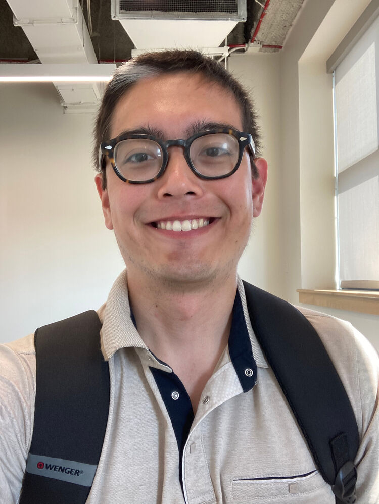  51722484  Kenji_Fisher, 24 ,    