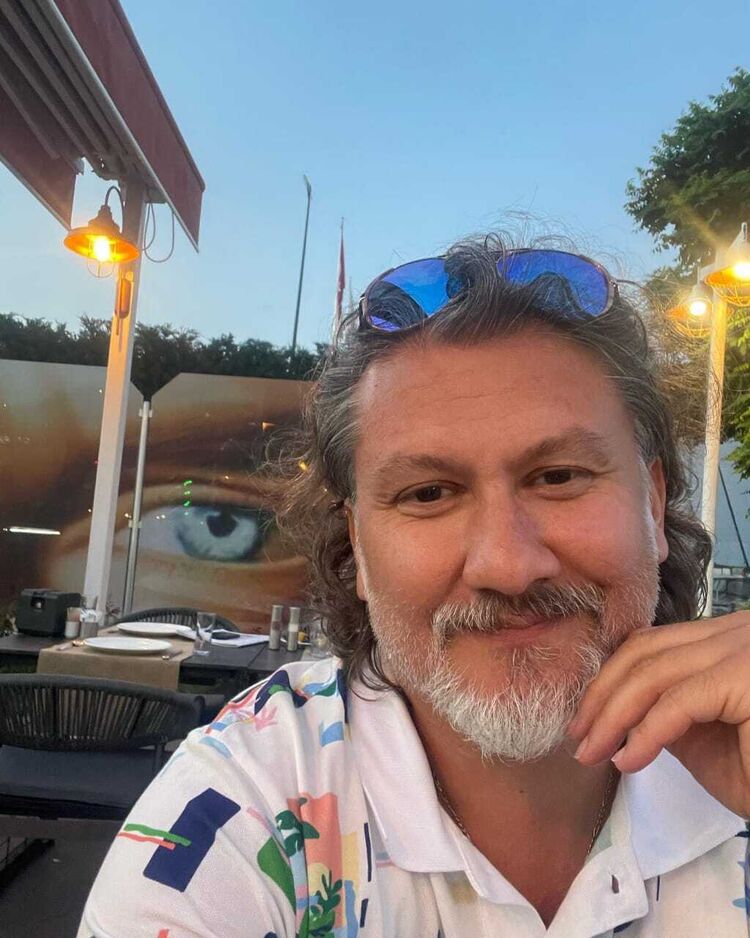  28884474  Mike, 62 ,    