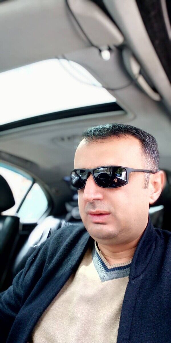  21934064  Roshqa, 46 ,    