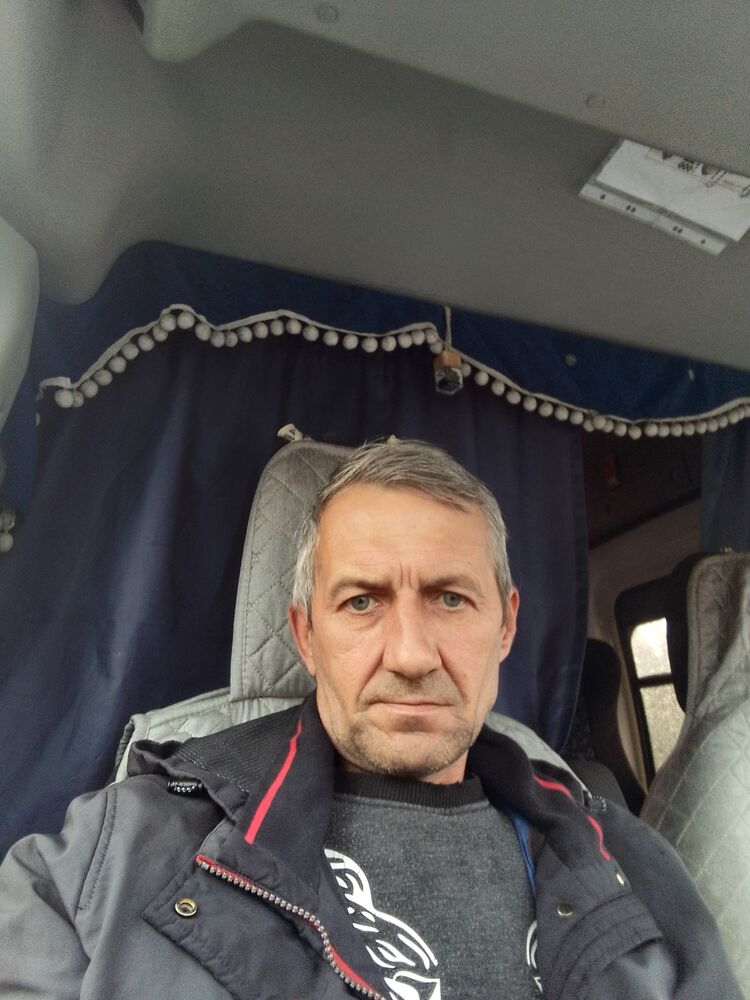  45478484  , 51 ,    