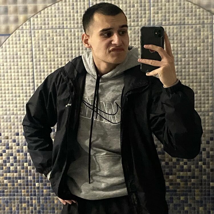  41228874  NIK, 24 ,    