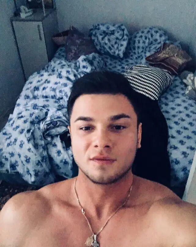  45585014  , 27 ,    