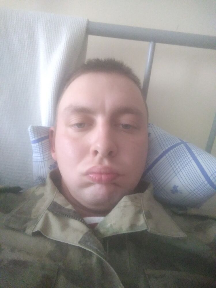  31057704  Alexey, 25 ,    