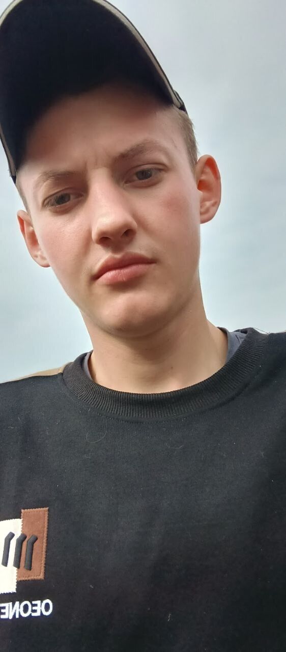  49743704  , 24 ,    