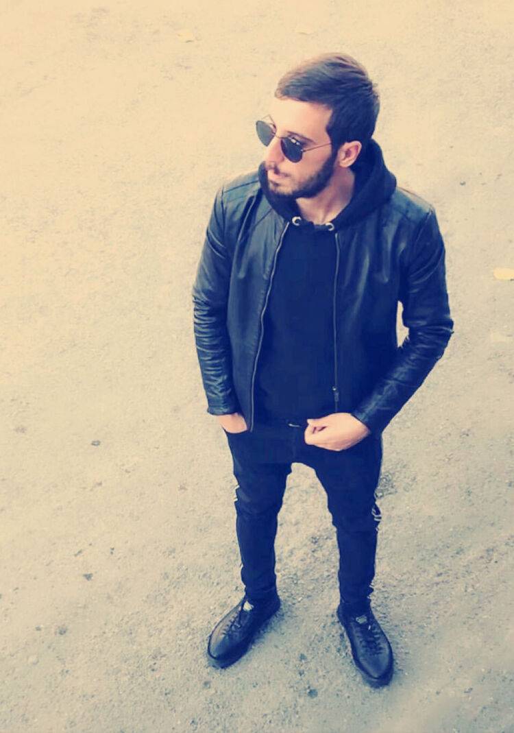 ,   Hovo, 31 ,   ,   