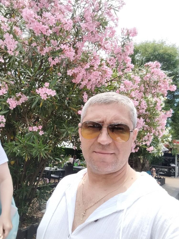  54208414  Qwertyuiopas, 39 ,    