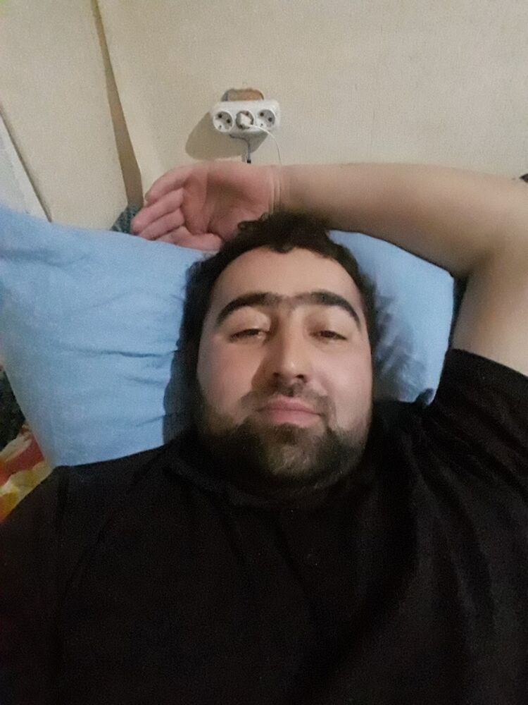  18529284  , 37 ,    