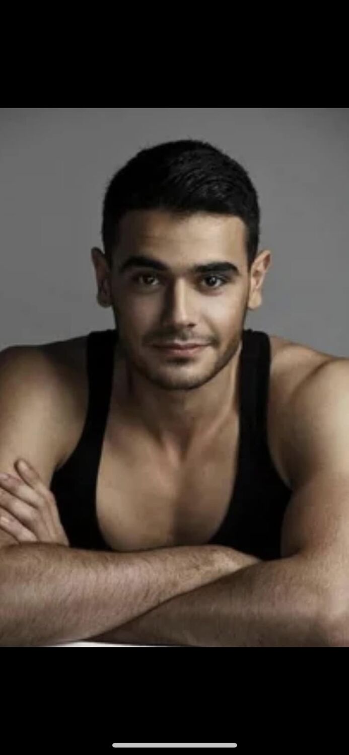  ,   Mark, 28 ,   ,   
