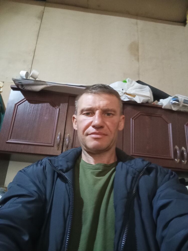  44129464  , 46 ,    