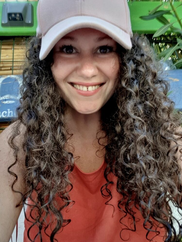  44278564  Anna, 34 ,    