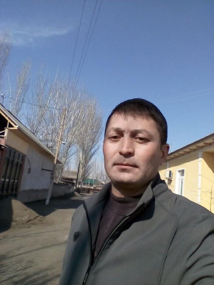  ,   Farhodbek, 40 ,   ,   , c 
