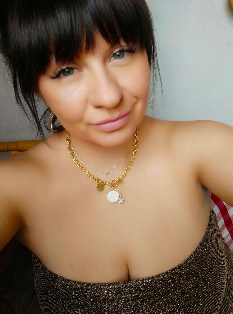  24326164  , 41 ,    
