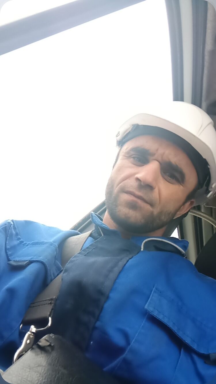  46195534  , 33 ,    